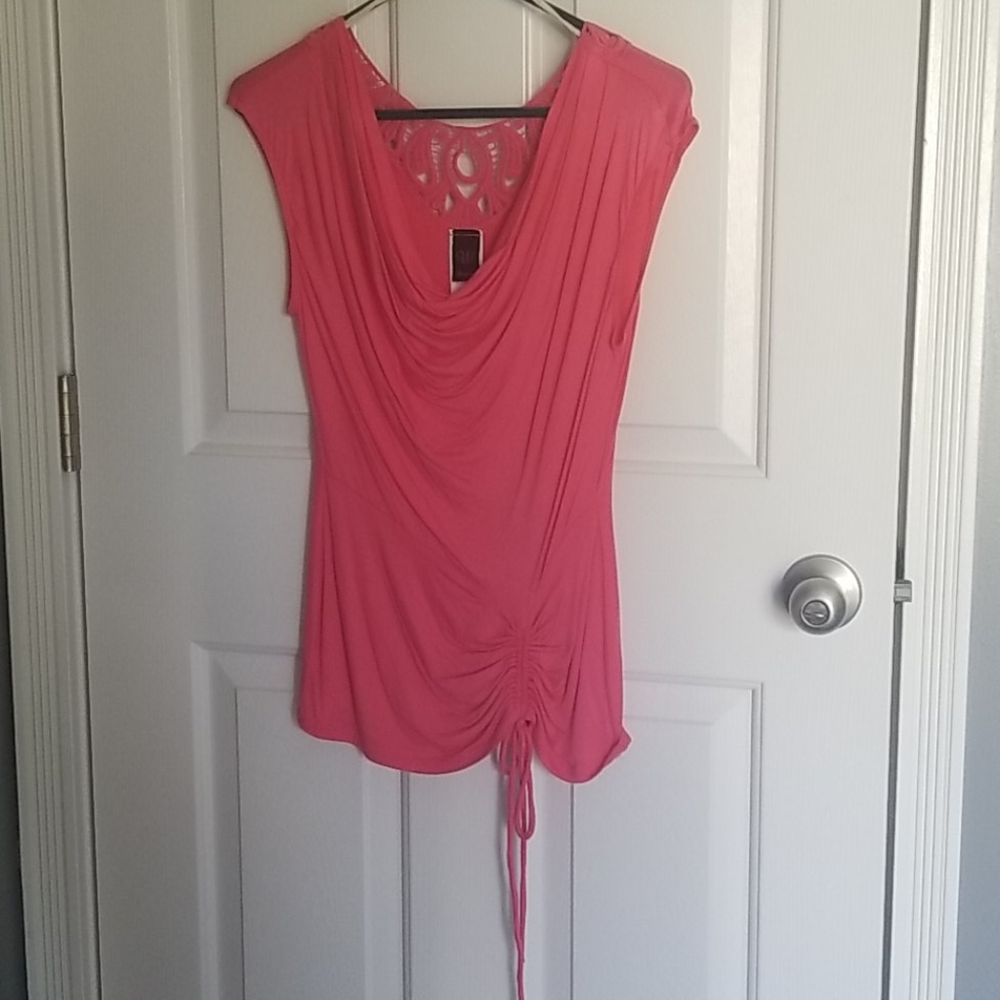 Sleeveless coral top with lace detail
